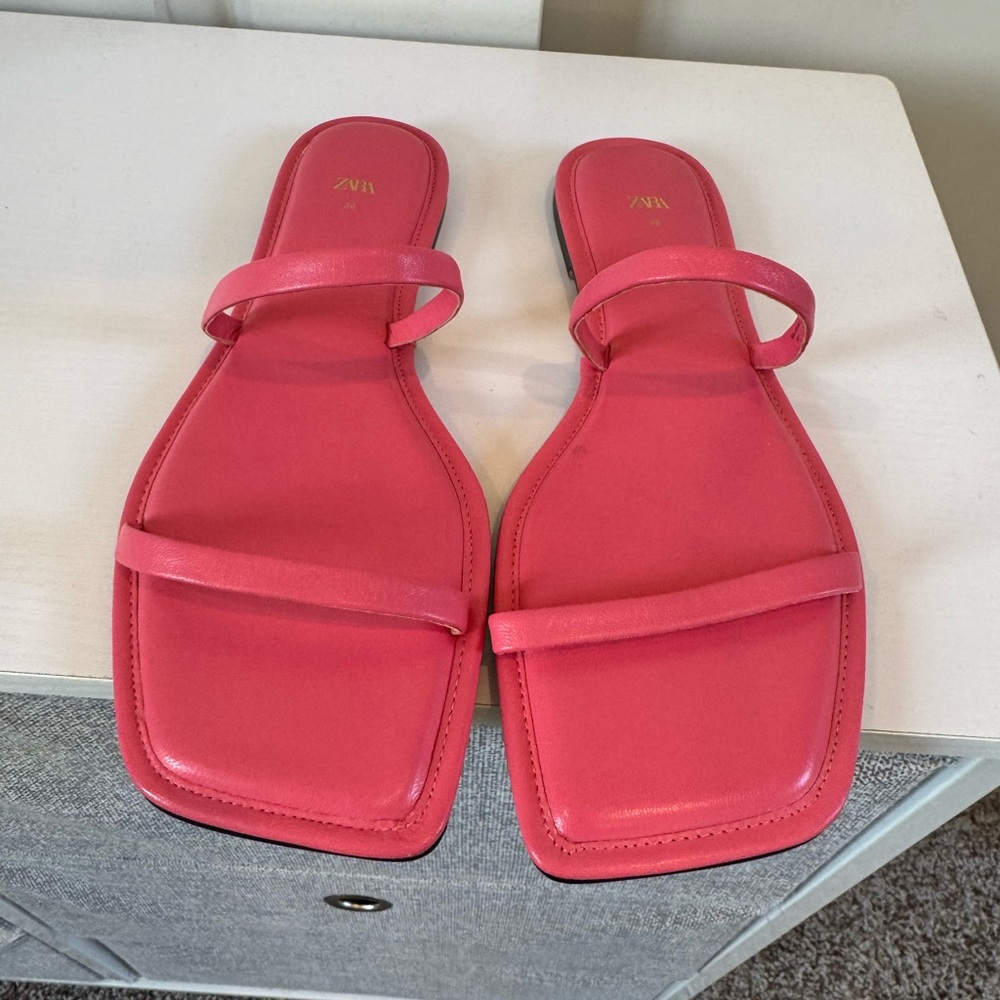 NWOT Zara Pink Sandals